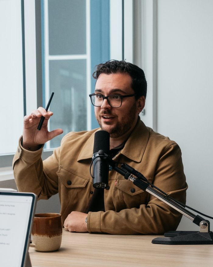 Andrew Rocha, recording the show